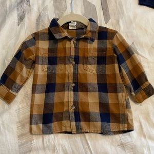 Baby boy flannel, never worn, 6M